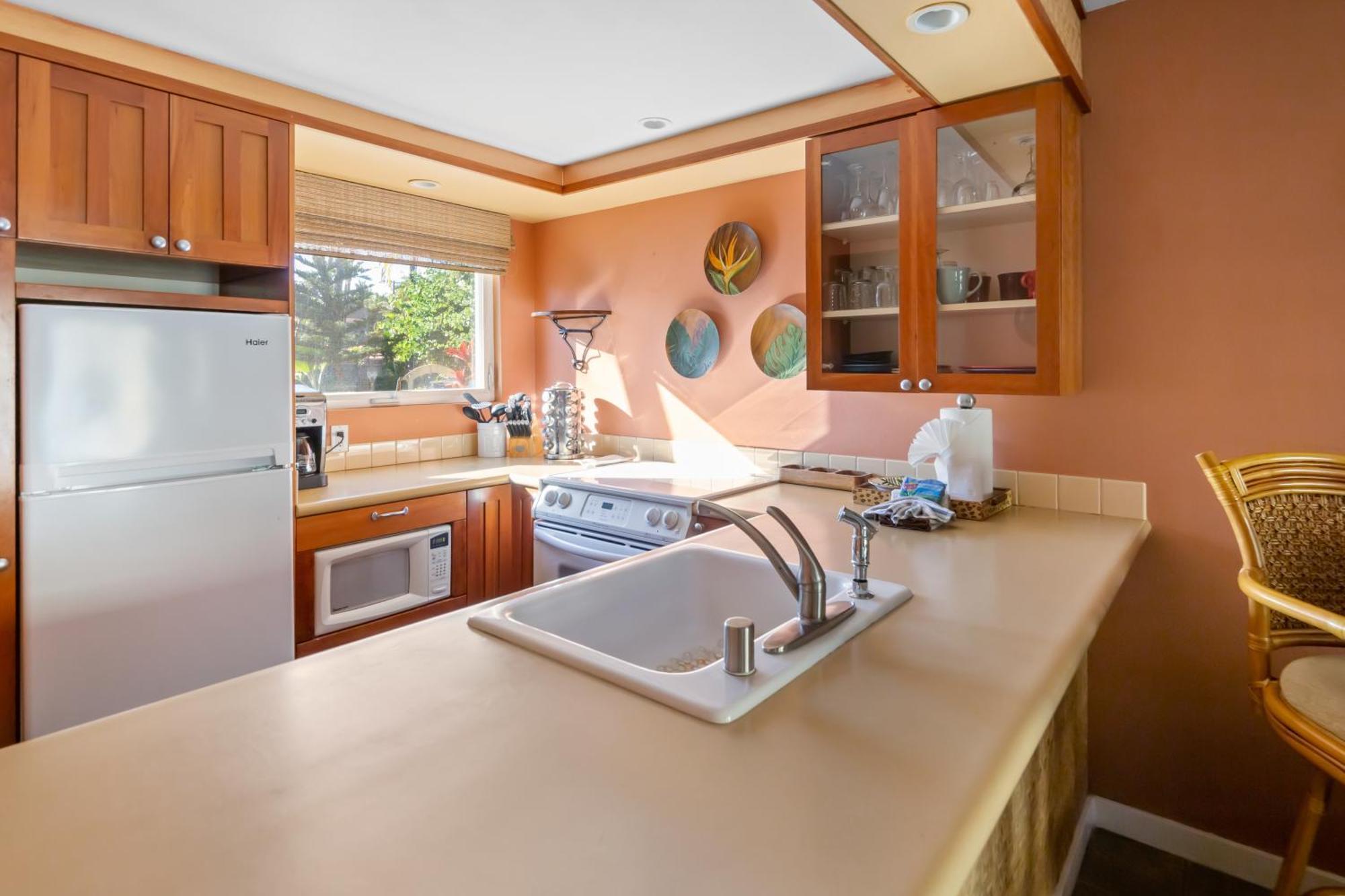 Bamboo Suite, 1 Bedroom, Sleeps 4, Pool & Bbq, Pre-Renovation Summer Sale Kihei Exterior foto