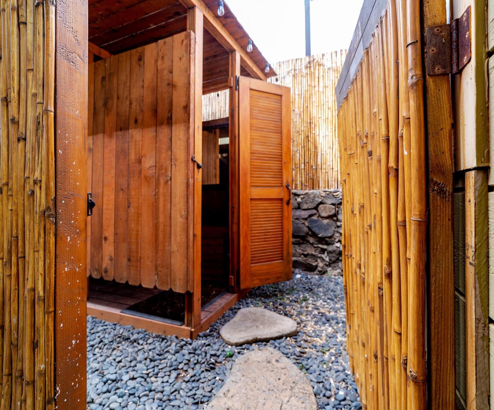 Bamboo Suite, 1 Bedroom, Sleeps 4, Pool & Bbq, Pre-Renovation Summer Sale Kihei Exterior foto